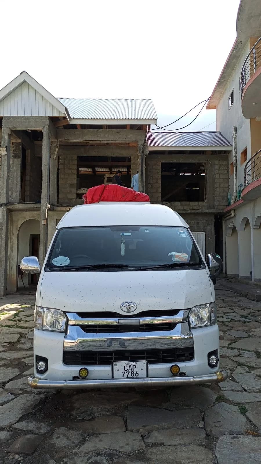 Toyota Grand Cabin - 1